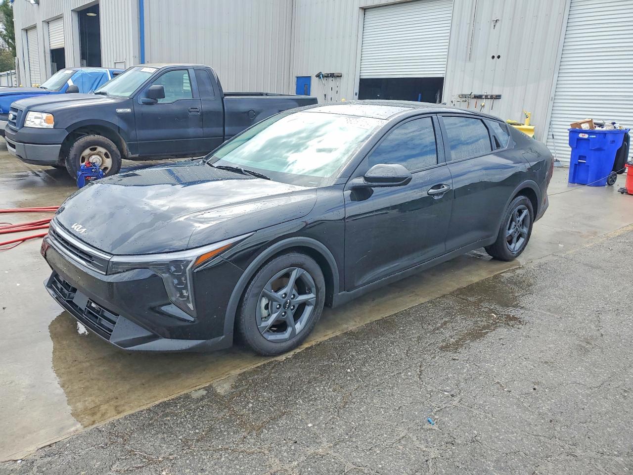 2025 KIA K4 LXS, лот 78625725