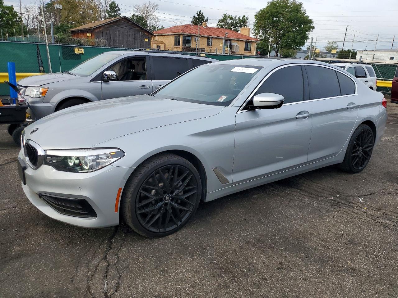 2020 BMW 530 XI Lot. 69898186