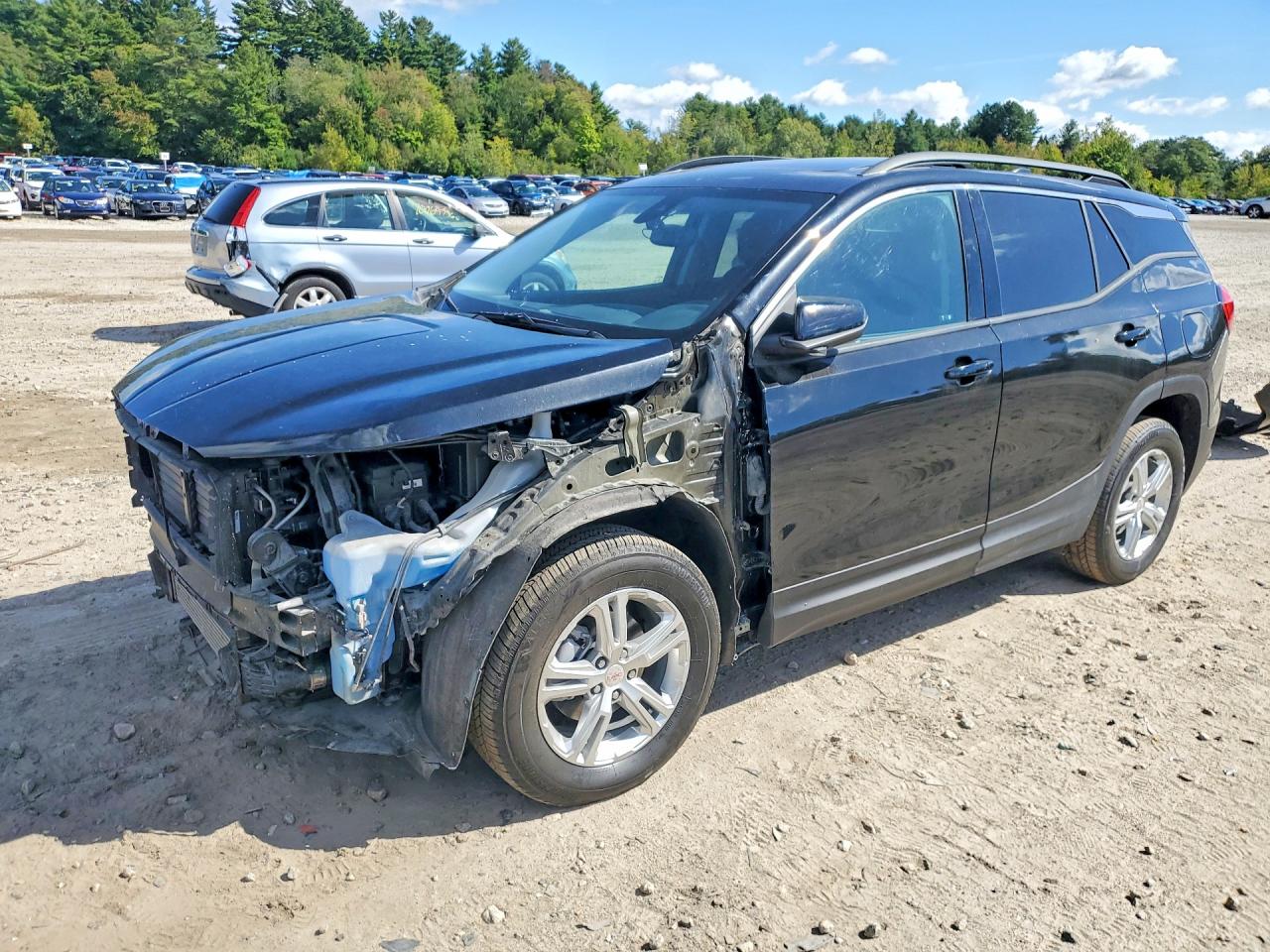 2024 GMC TERRAIN SLE - The auction photograph.